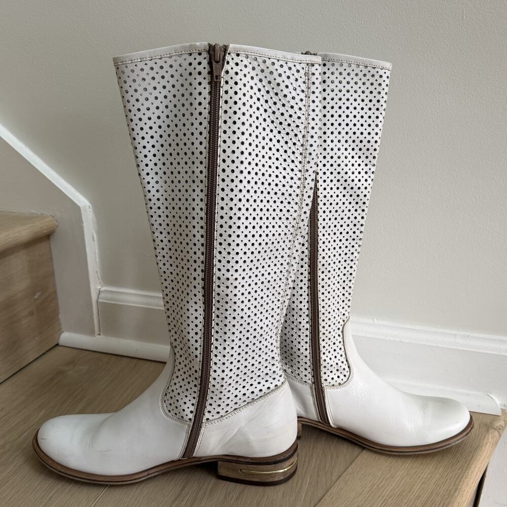 Vintage White Perforated Leather Boots Pronto Moda Baranetti Size 38 - Picture 3 of 12